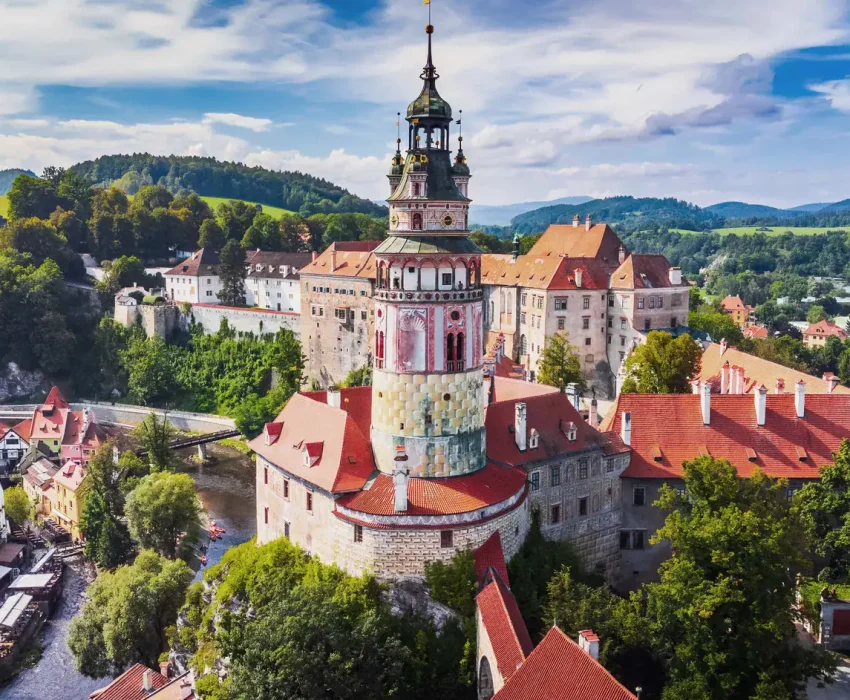 Breataking Český Krumlov Castle and its iconic tower